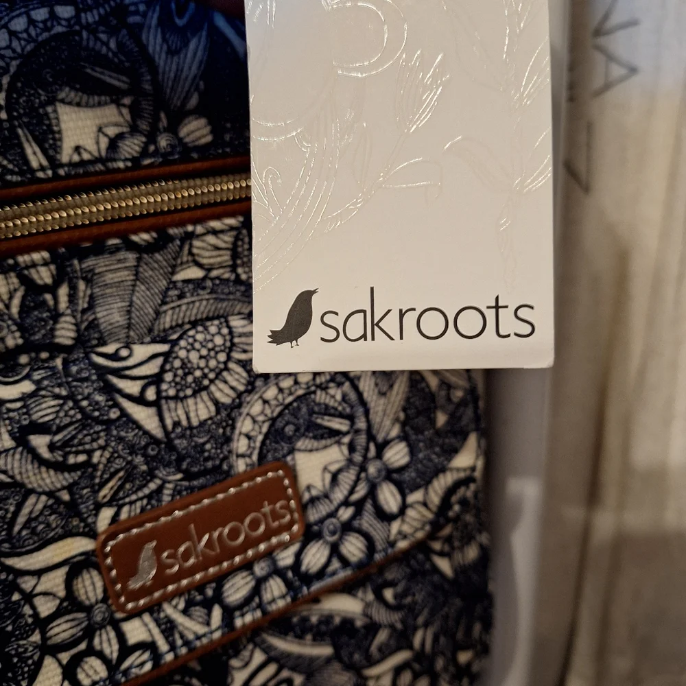 Sakroots crossbody bag - Picture 6 of 6